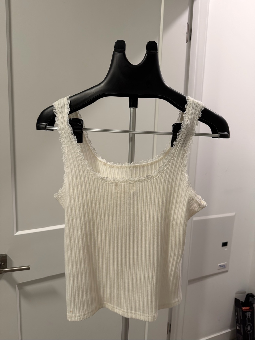 Kamri Embroidered Lace Tank (böhme) 🤍⚓ Size Large